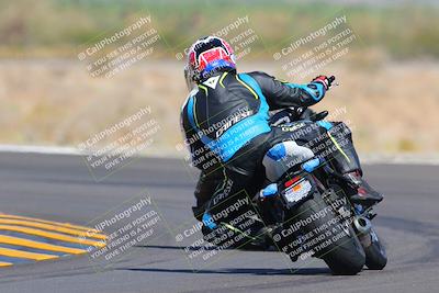 media/Oct-09-2022-SoCal Trackdays (Sun) [[95640aeeb6]]/Turn 14 Backside (1125am)/